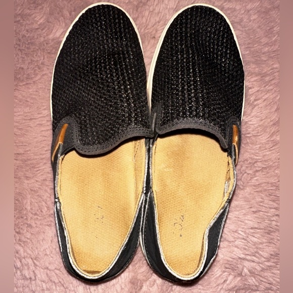OluKai women’s black pehuea slip on sneaker flats minimalist casual office 7.5 - Picture 13 of 13